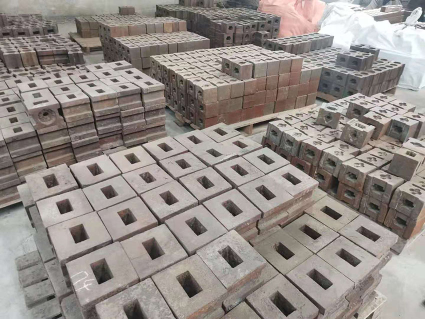 山東破碎機(jī)高鉻錘頭 山東破碎機(jī)高鉻錘頭